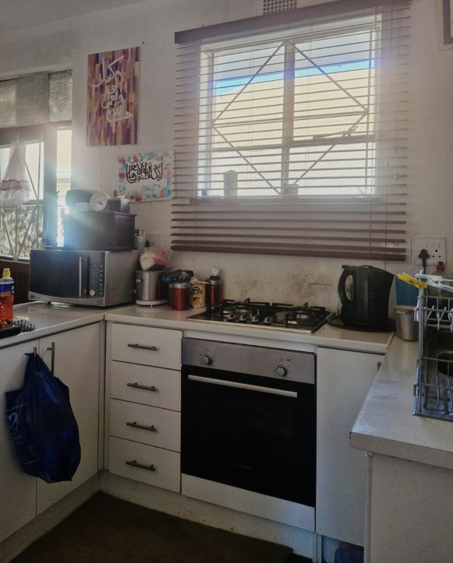 2 Bedroom Property for Sale in Parow Valley Western Cape
